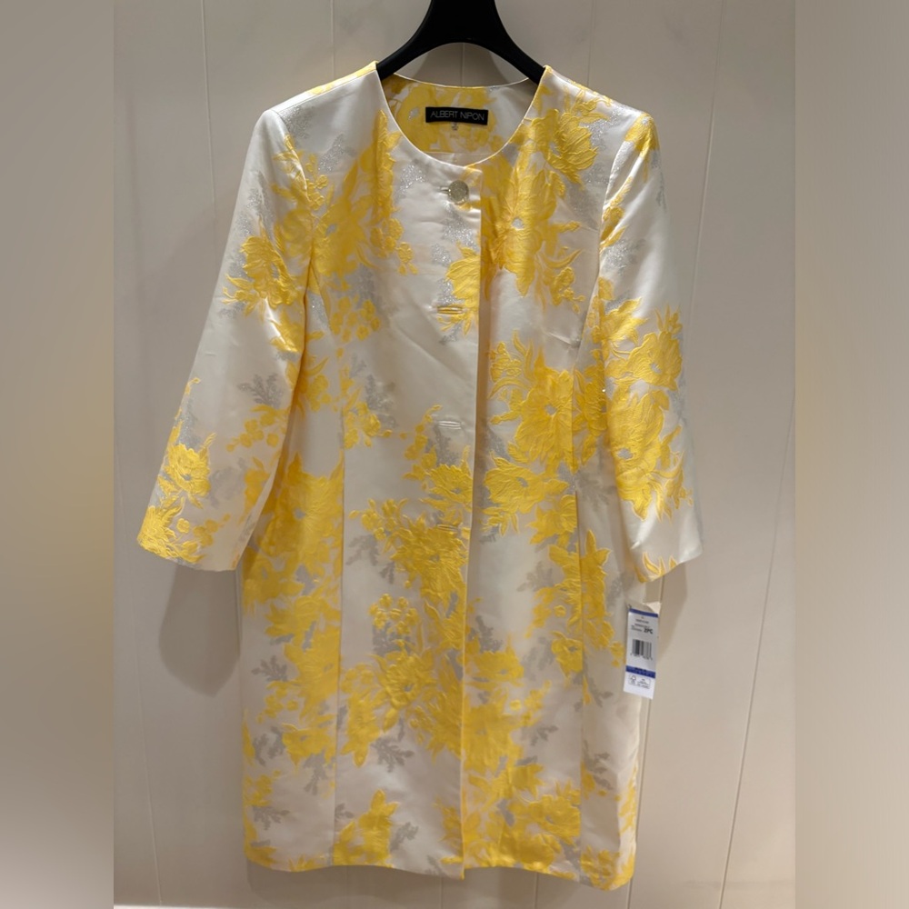 Albert Nipon yellow and beige trench coat